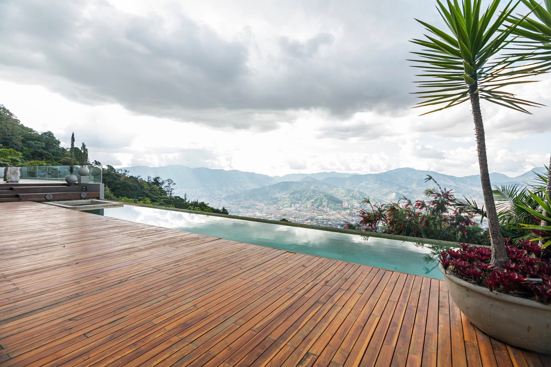 house-with-the-best-views-in-medellin-for-sale