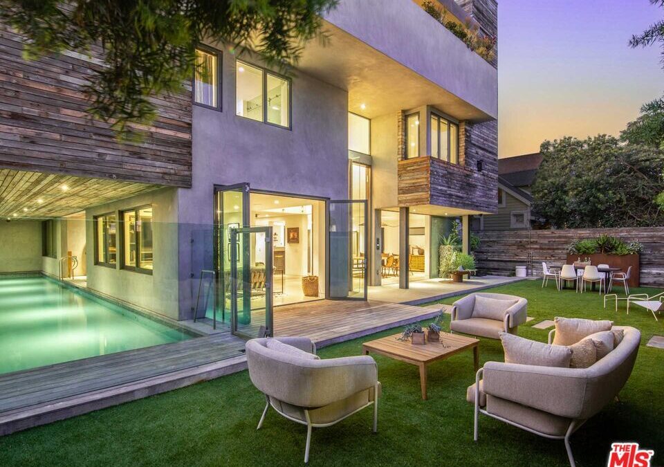 Anna Paquin and Stephen Moyer’s Venice Home Available for $10M