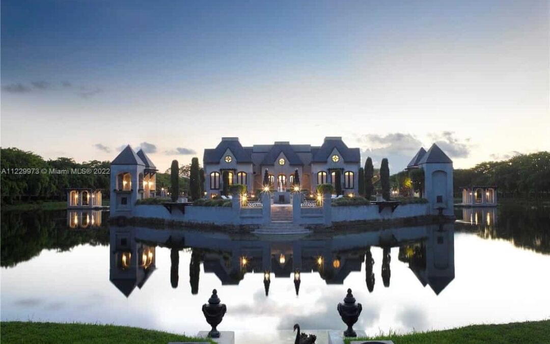 Beautiful Mansion in Homestead, Florida